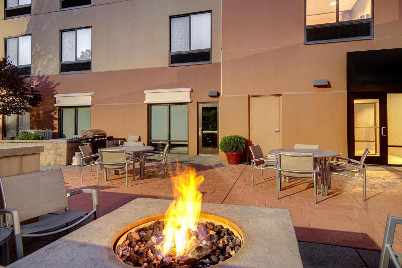 Springhill Suites Erie Kearsarge Exteriör bild