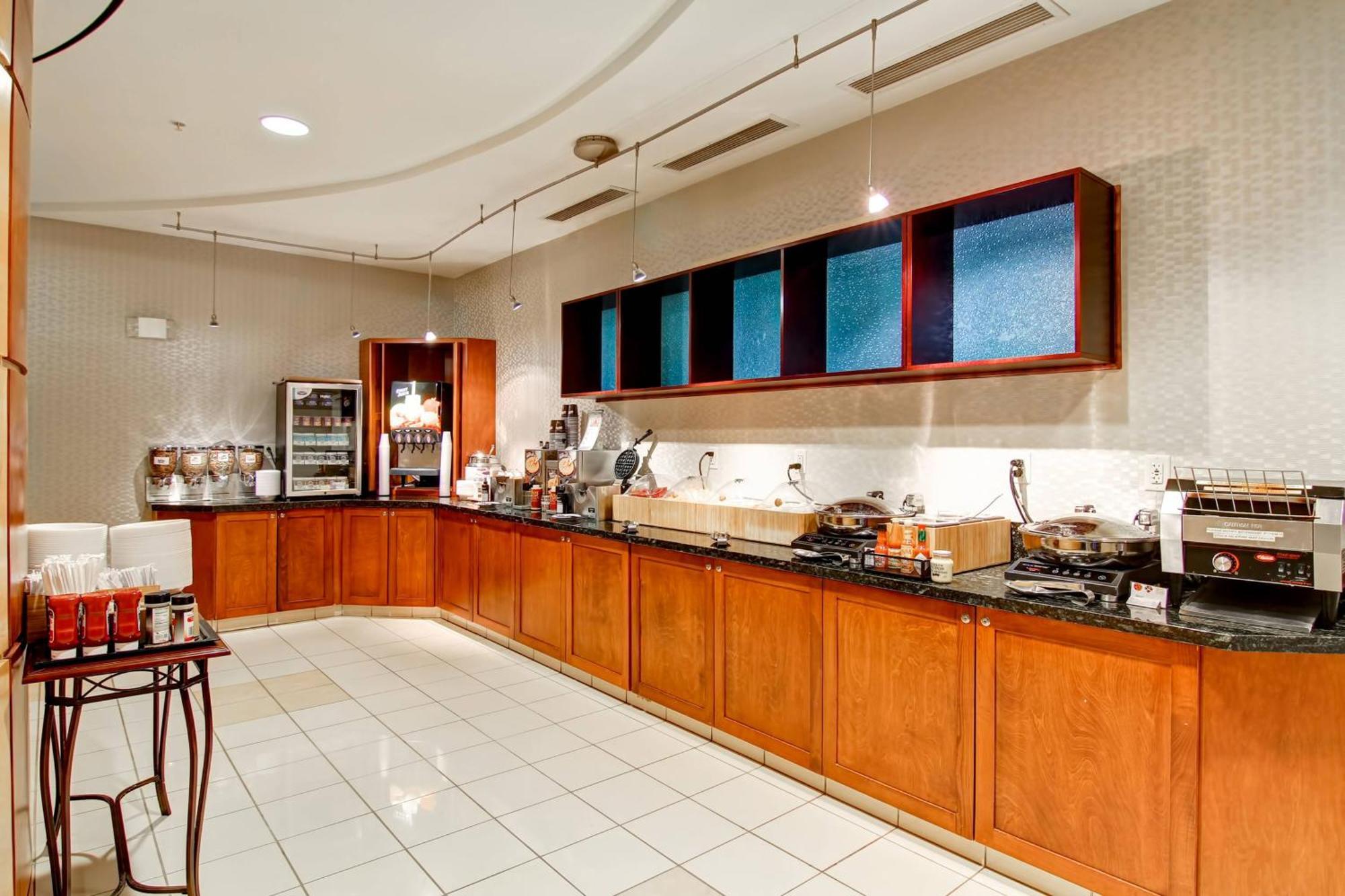 Springhill Suites Erie Kearsarge Exteriör bild